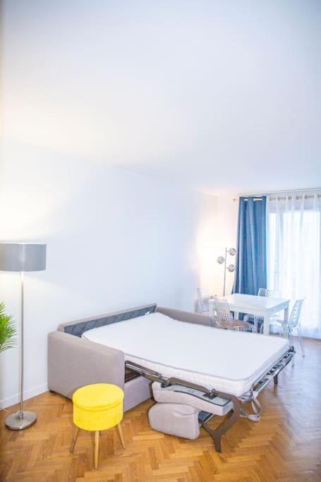 Grand 2 Pieces Balcon Parking Porte Paris Обервилье Экстерьер фото